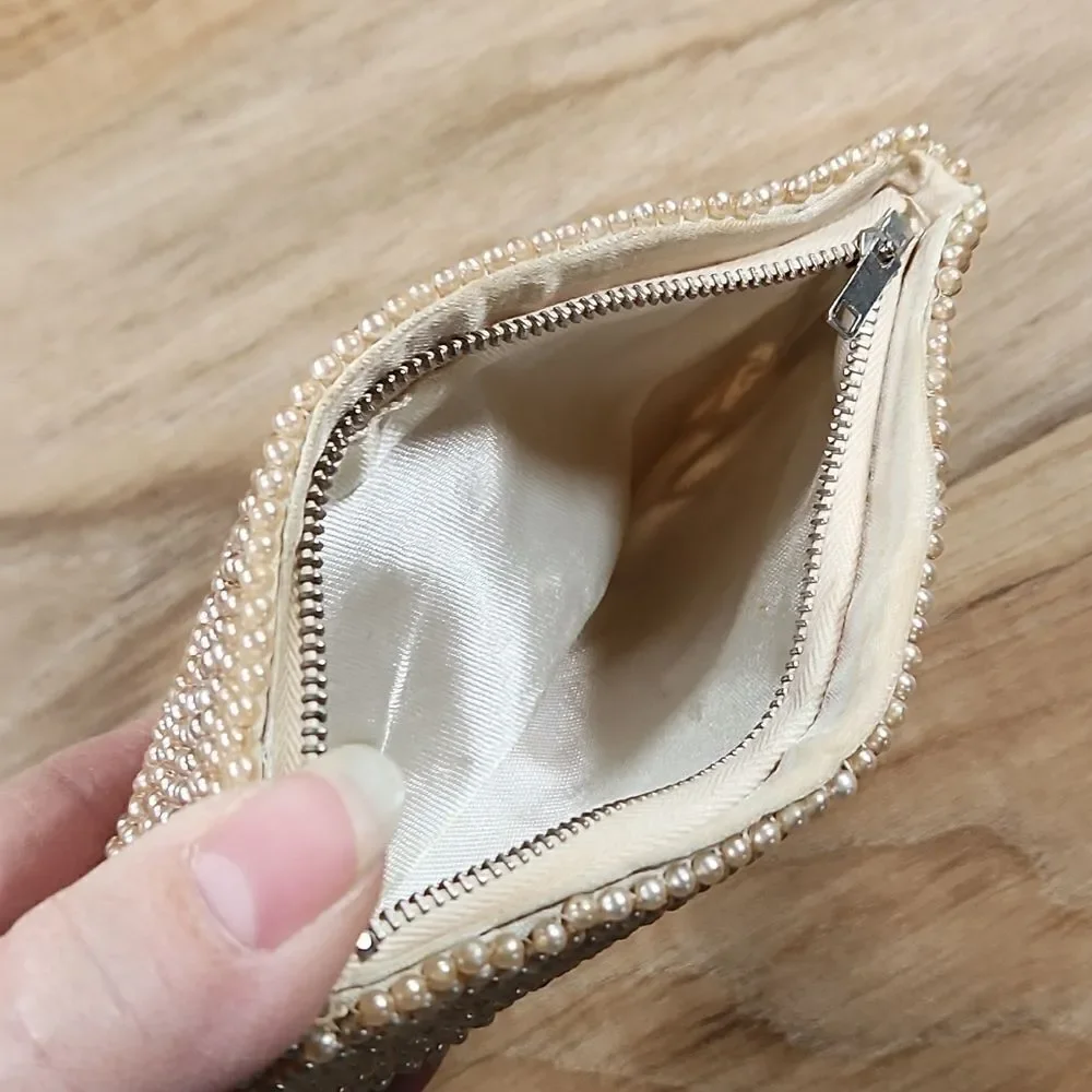 GUC Vintage Ivory Pearl Clutch Mini Zipper Bag